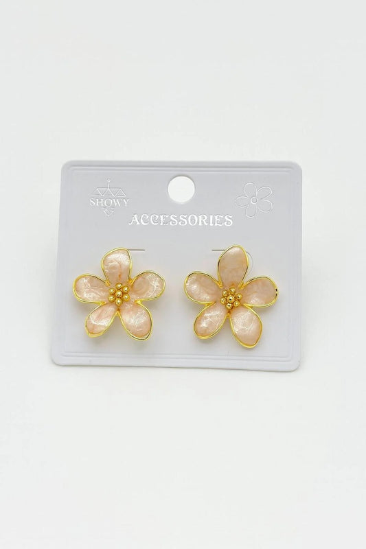 Sedef Görünümlü Çiçek Küpe – Gold Detaylı